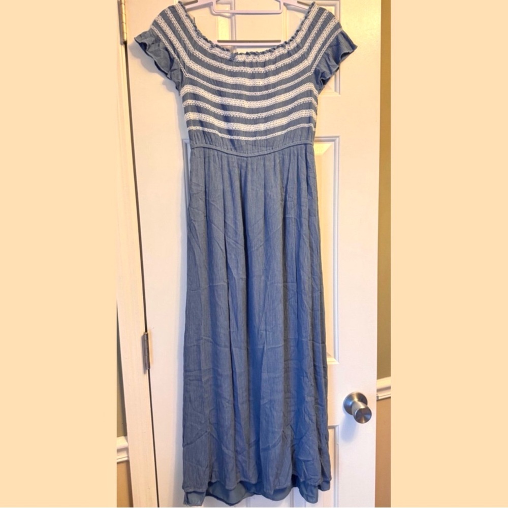 Denim Blue & Linen White Smocked Short Sleeve Empire Waist Long Chambray Dress S